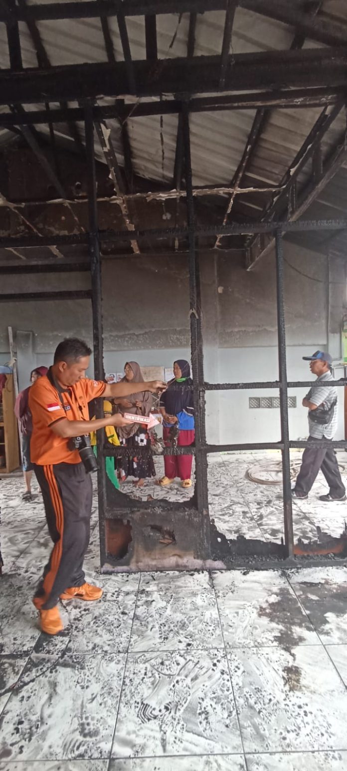 Penyebab Kebakaran di Jalan Makassar Belum Diketahui, Tim Inafis Masih Olah TKP
