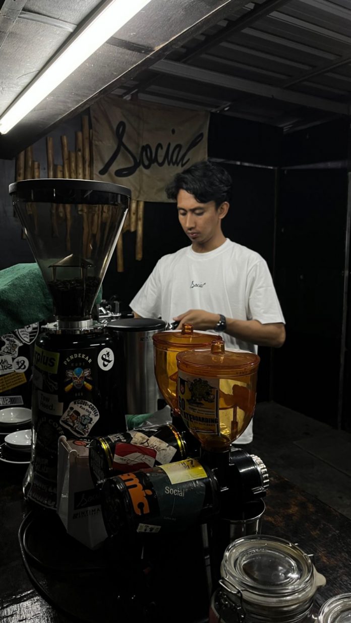 Jalan Berliku Social Coffee Shop, dari Jual Kopi Rentengan hingga Punya Mesin Espresso