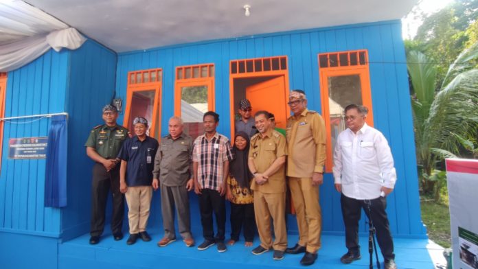 Gubernur Kalimantan Timur Resmikan Rumah Layak Huni di Kelurahan Guntung