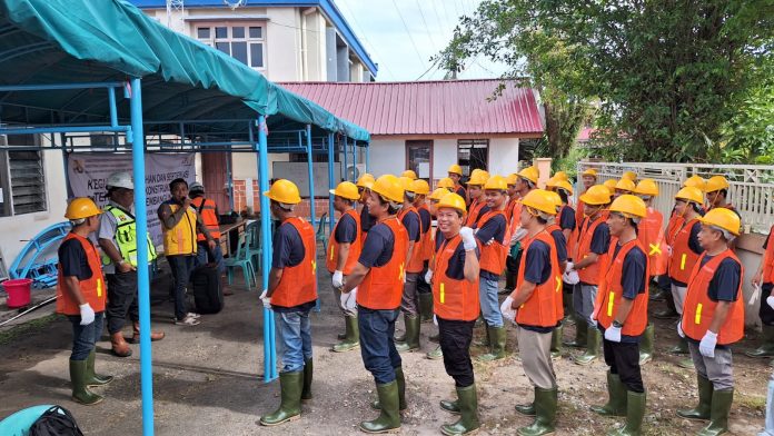 Dukung Pembangunan IKN, 50 Tukang di Bontang Belajar Pasang Baja Ringan