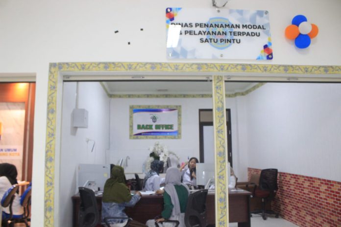 Sapras Outlet DPMPTSP di Gedung MPP Kurang, Asdar: Kami Tetap Berikan Pelayanan Terbaik!
