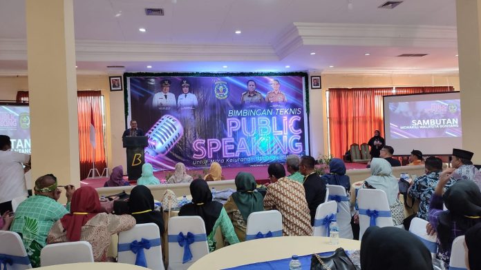 Gelar Public Speaking Mitra Kelurahan Tanjung Laut Indah, Pemkot Harap Dapat Tingkatkan Kualitas SDM