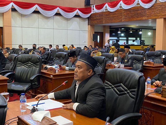 Faisal Dorong Pemkot Lanjutkan Pembangunan Masjid Raya di Guntung