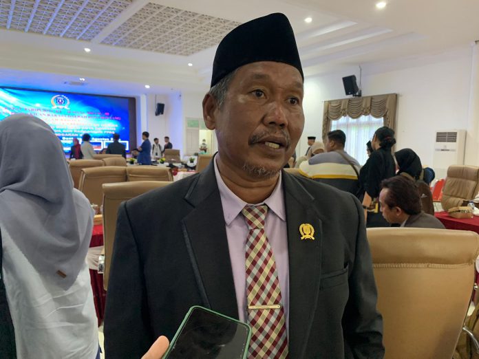 Rusli Ingatkan Legislator Baru Utamakan Kepentingan Publik