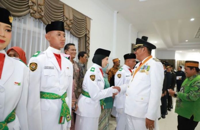 41 Anggota Paskibraka Bontang Dikukuhkan