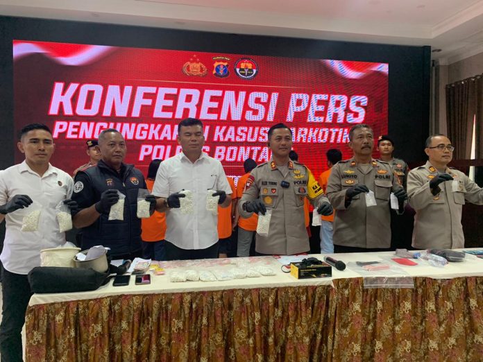 Sering Jual Sabu ke Nelayan, Pria Ini Diamankan Polisi