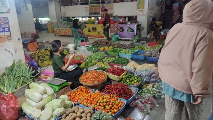 Monitoring Pasar Jelang Nataru, Pemkot Sebut Stok Pangan Masih Aman