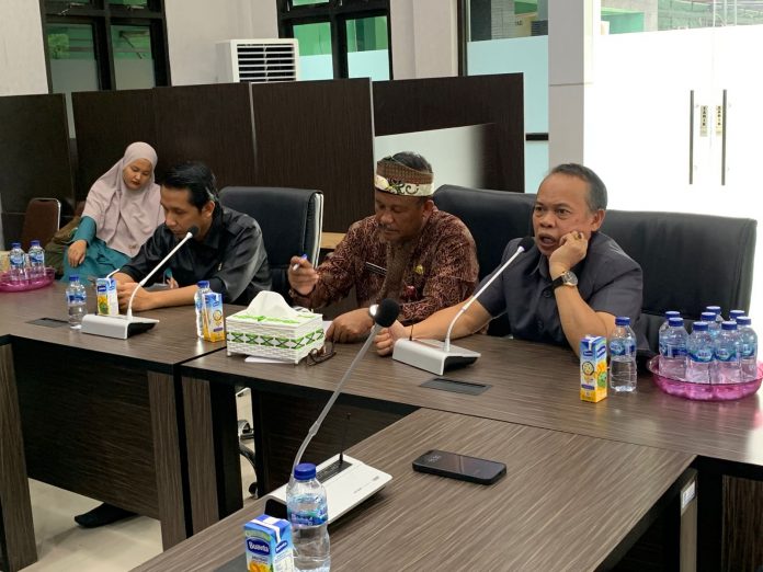 Kritik Ruang Tunggu Puskesmas Bontang Lestari, Ubayya: Harusnya Ruang Tunggu Dipisah