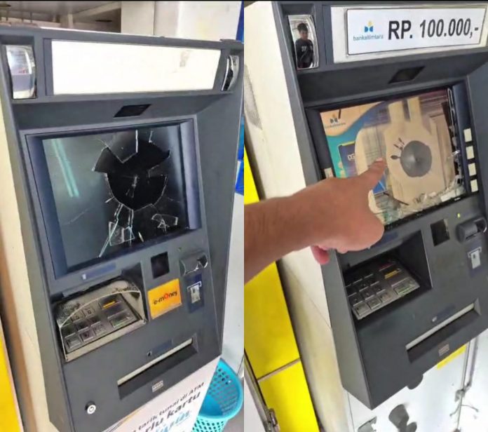 Layar ATM di Depan Citimall Dipecah Orang, Polisi Masih Telusuri Pelakunya