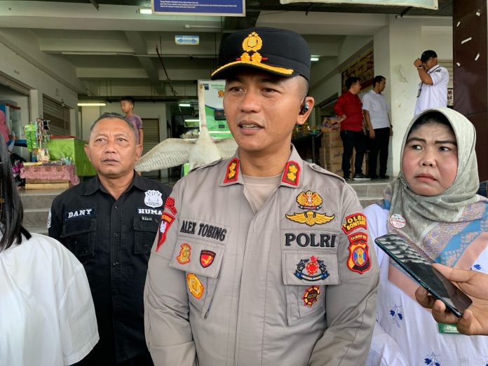 Monitoring di Pasar Rawa Indah, Polres Bontang Bakal Tindak Tegas Jika Temukan Kecurangan