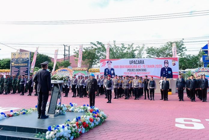 4 Anggota Polres Bontang Terima Penghargaan di Hari Bhayangkara ke-79