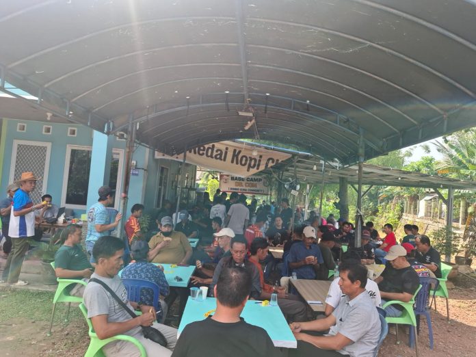 80 Pasang Peserta Ikuti Pertandingan Domino Antar Klub, Rebut Hadiah Rp 2,5 Juta