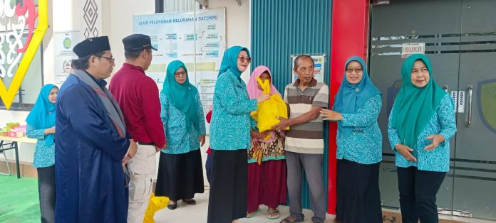 TP PKK Kota Bontang Gelar Jum’at Berkah di Kelurahan Satimpo