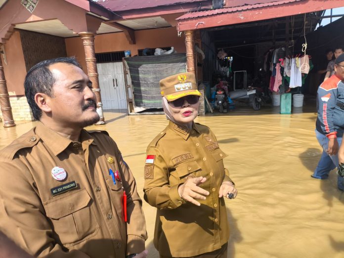 Banjir Rendam Perum Bontang Permai, Wali Kota Tinjau Lokasi
