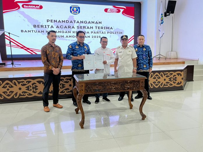 9 Parpol di Bontang Terima Bantuan Rp 735 Juta